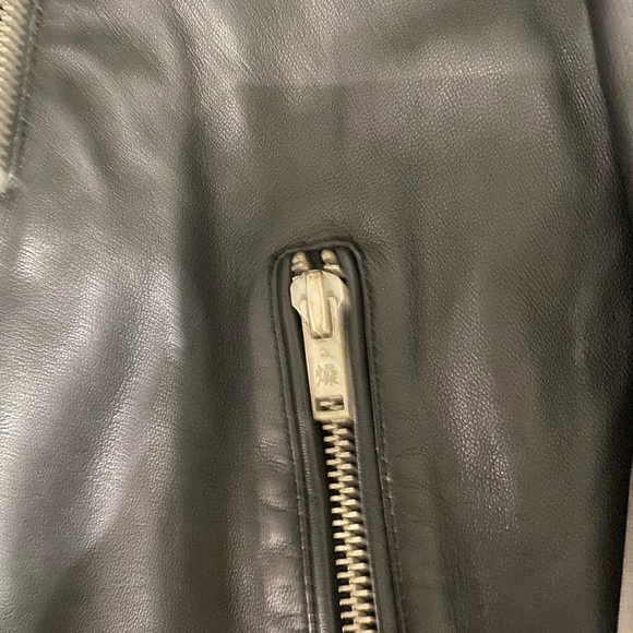 **SOLD** SUPERDRY LEATHER JACKET - Picture 3 of 13